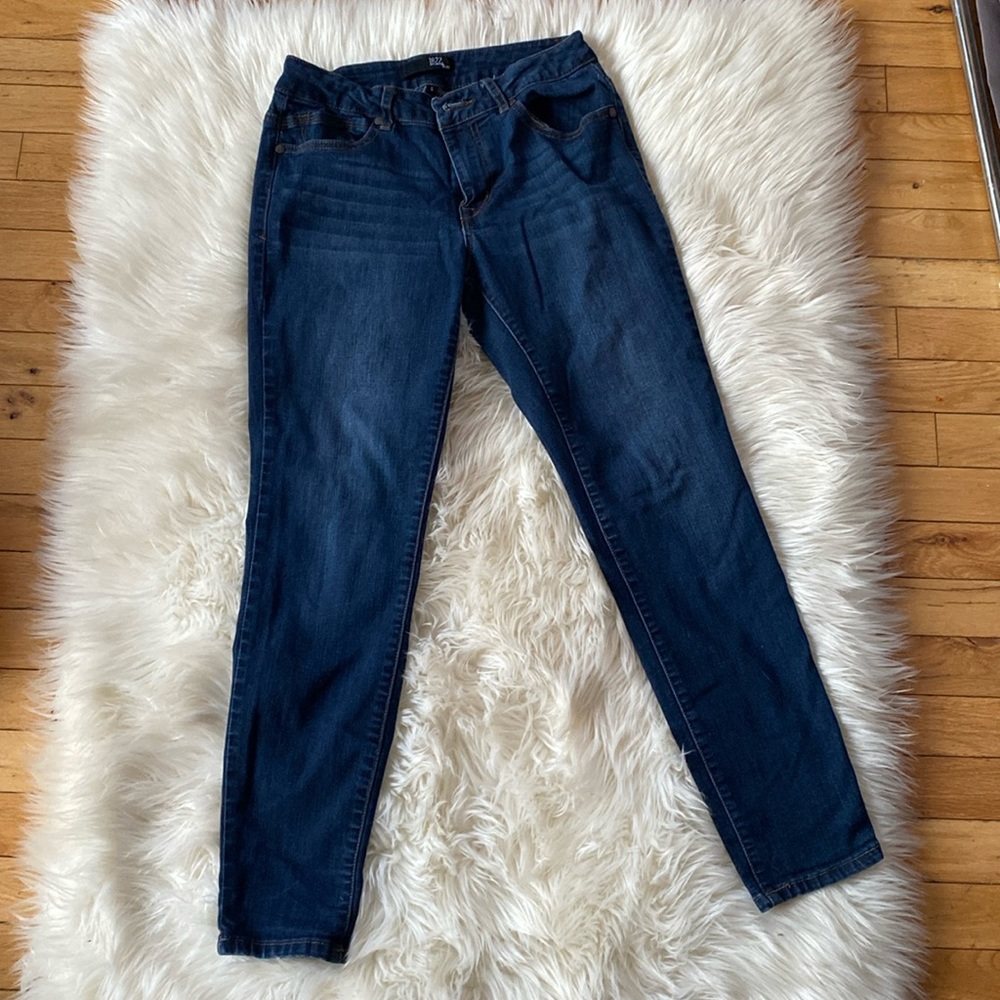 1822 Denim Blue Skinny Jeans Women’s Size 6